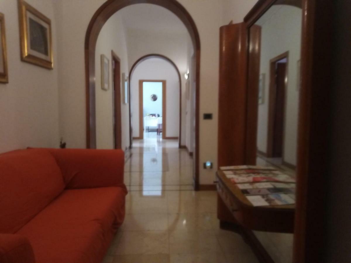 Verona Bottego Guest House ภายนอก รูปภาพ