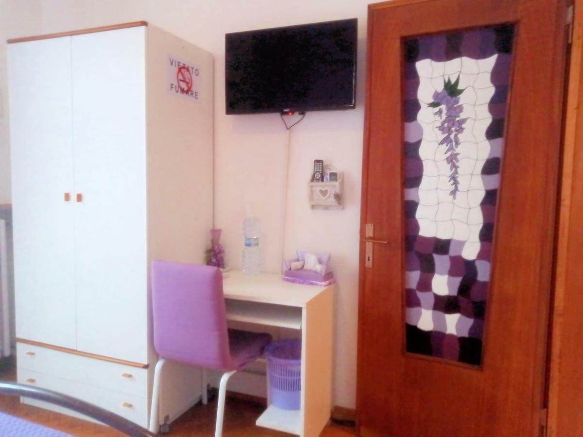 Verona Bottego Guest House ภายนอก รูปภาพ