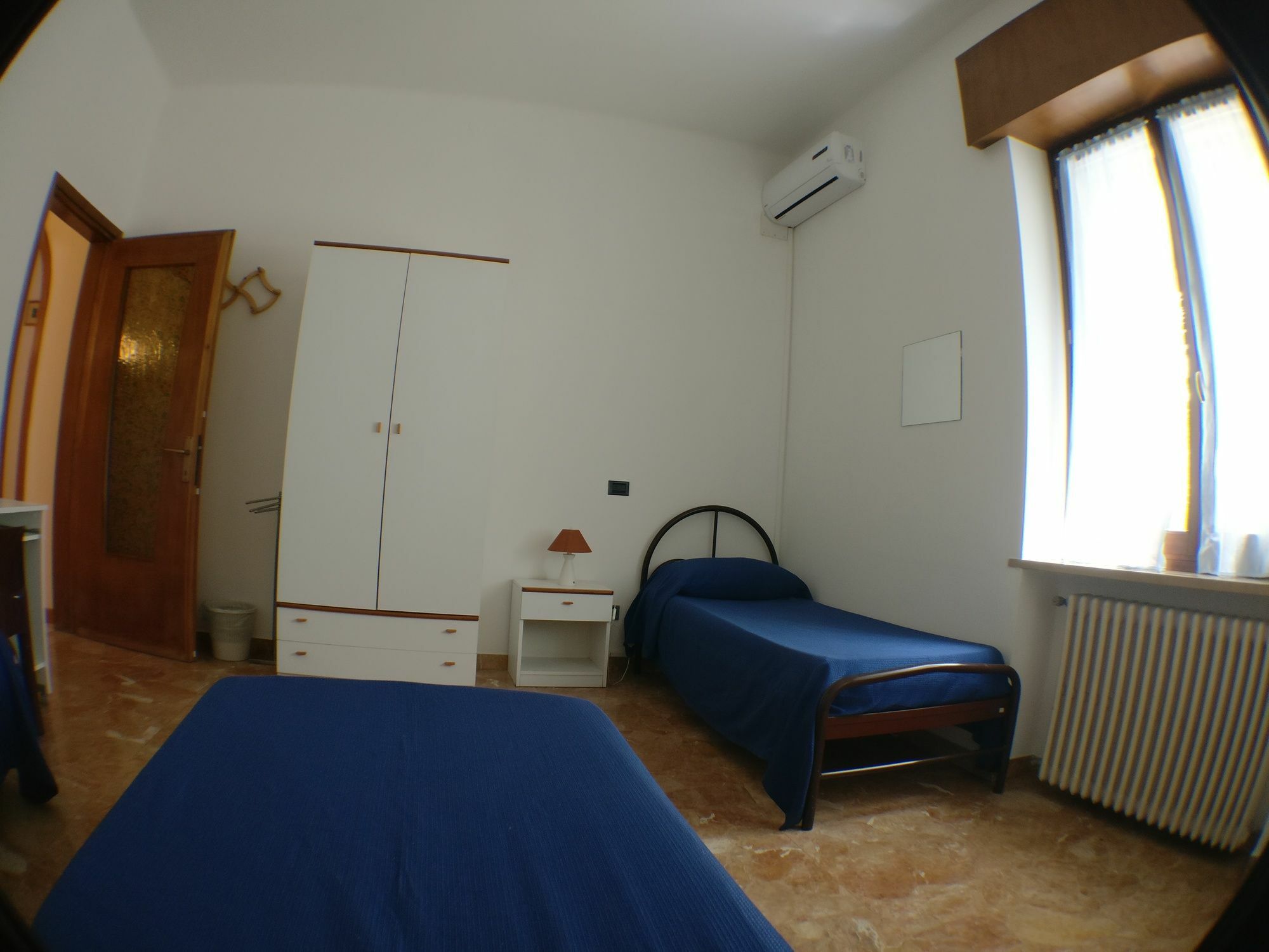 Verona Bottego Guest House ภายนอก รูปภาพ